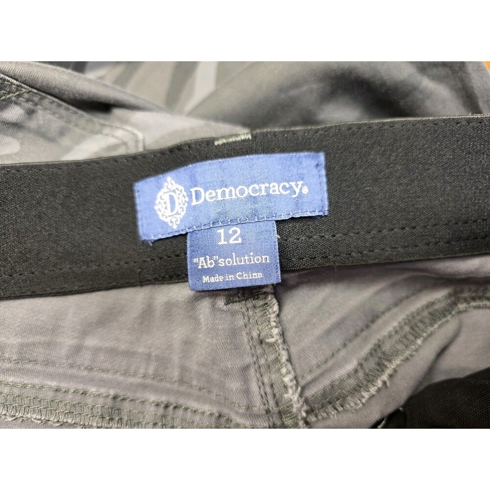 Democracy "Ab" Solution Size 12 Camouflage Booty Lift Jeans - Picture 7 of 11